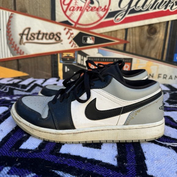 Size 8 - Jordan 1 Low Shadow Toe - Picture 1 of 8